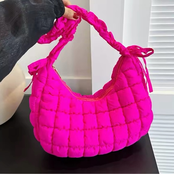 Pink Bubble Bag - Picture 4 of 5